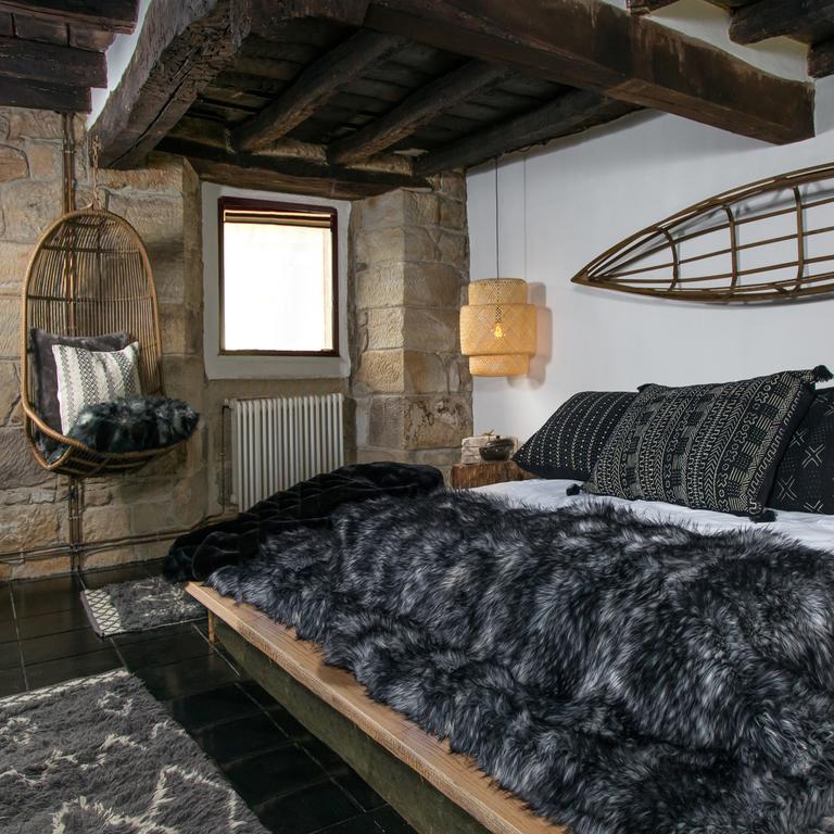 Molino Tejada Apartment Polientes ภายนอก รูปภาพ
